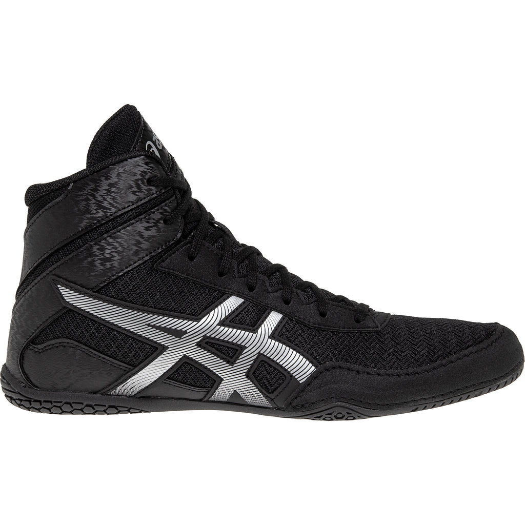 ASICS Matcontrol Wrestling Shoes in Black and White from the side